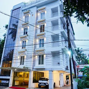 Hotel Sreepathi Mayoogha, Guruvayur